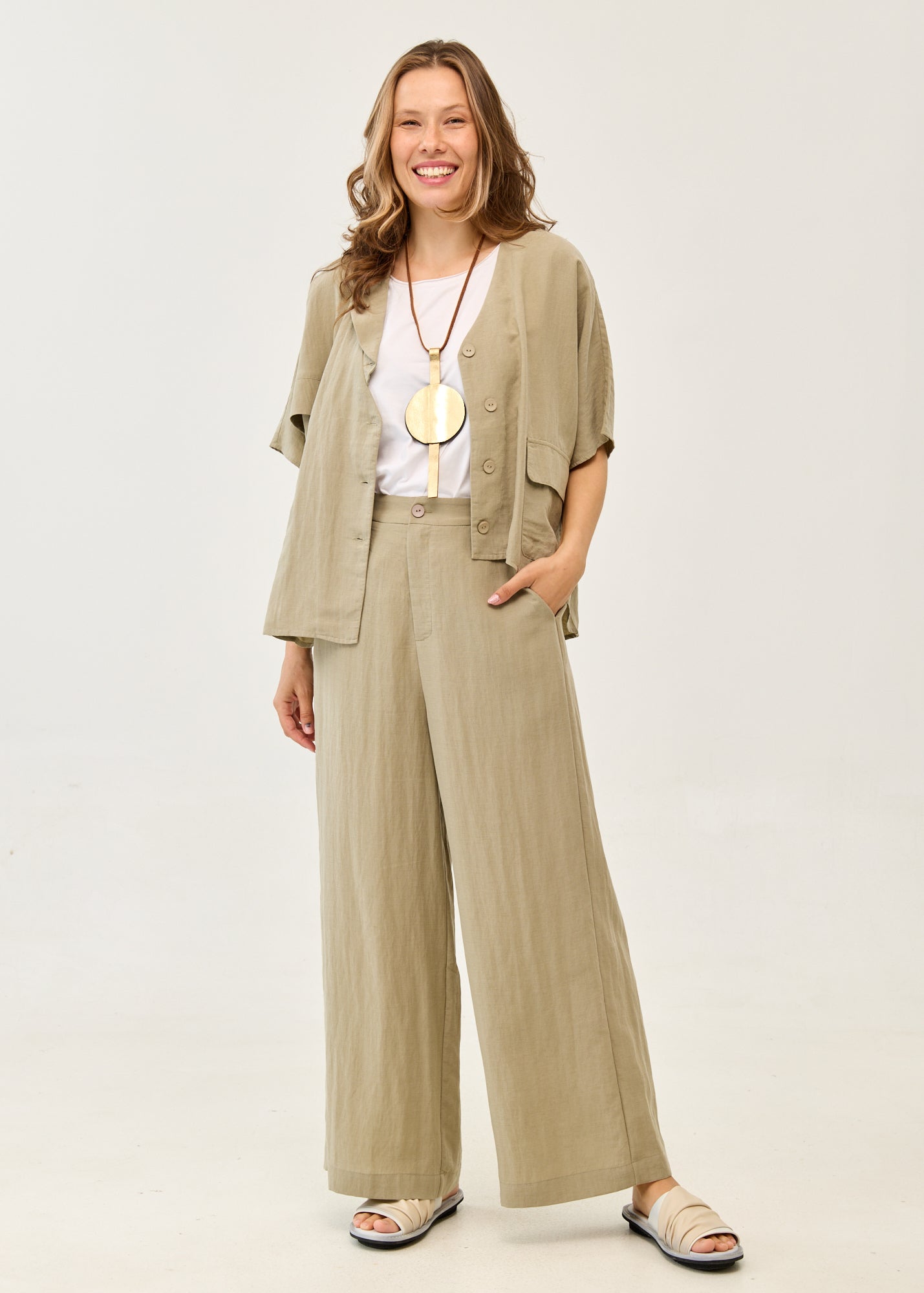Brown linen wide-leg trousers