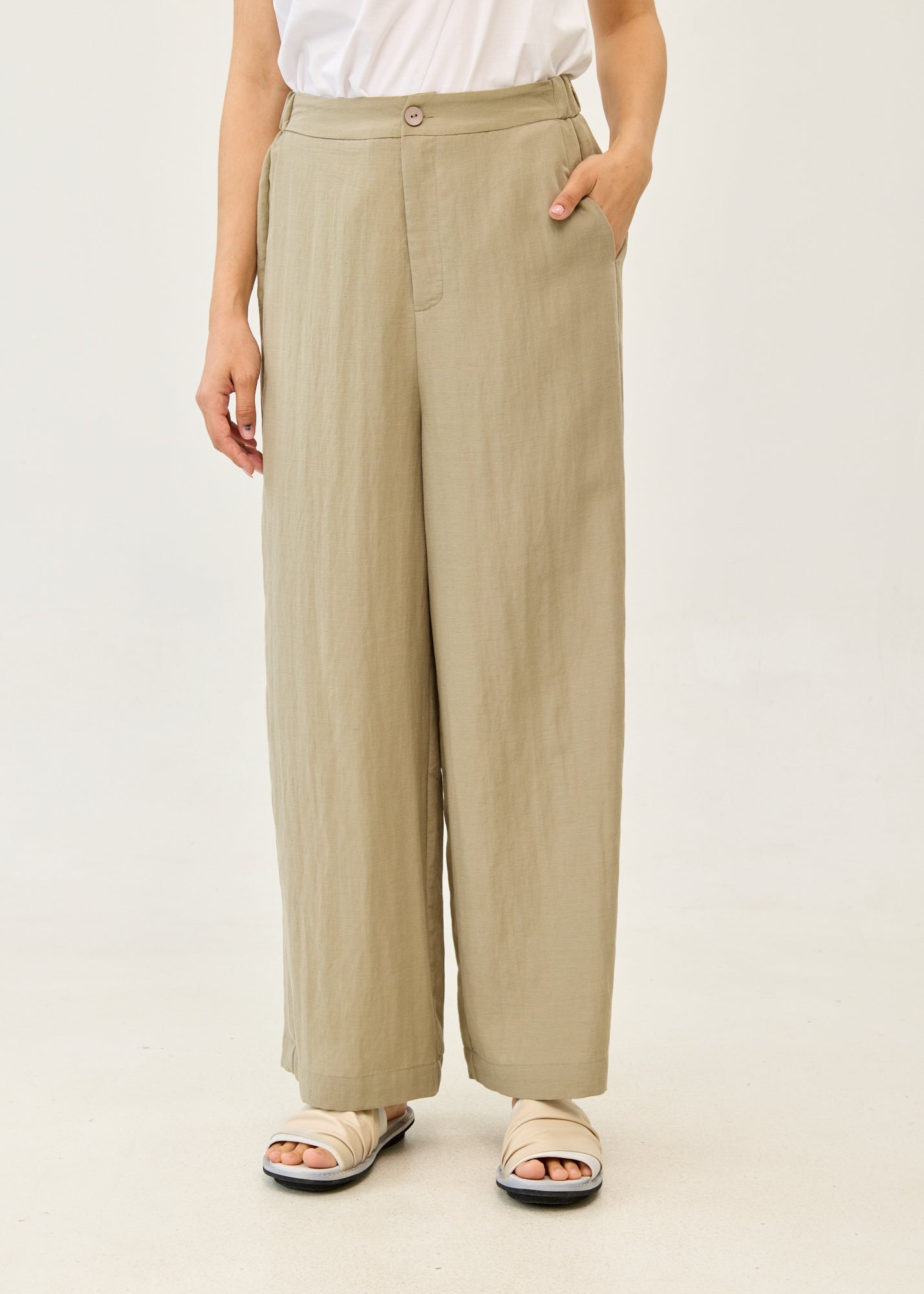 Brown linen wide-leg trousers