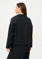 עליונית קלאסית פתוחה עם ברק שחור