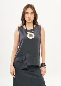 Tank top with hanging pocket and dark gray ribbons - 02