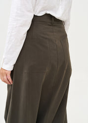 מכנס חצאית חתך עם כיס שילוב צבע אפור כהה