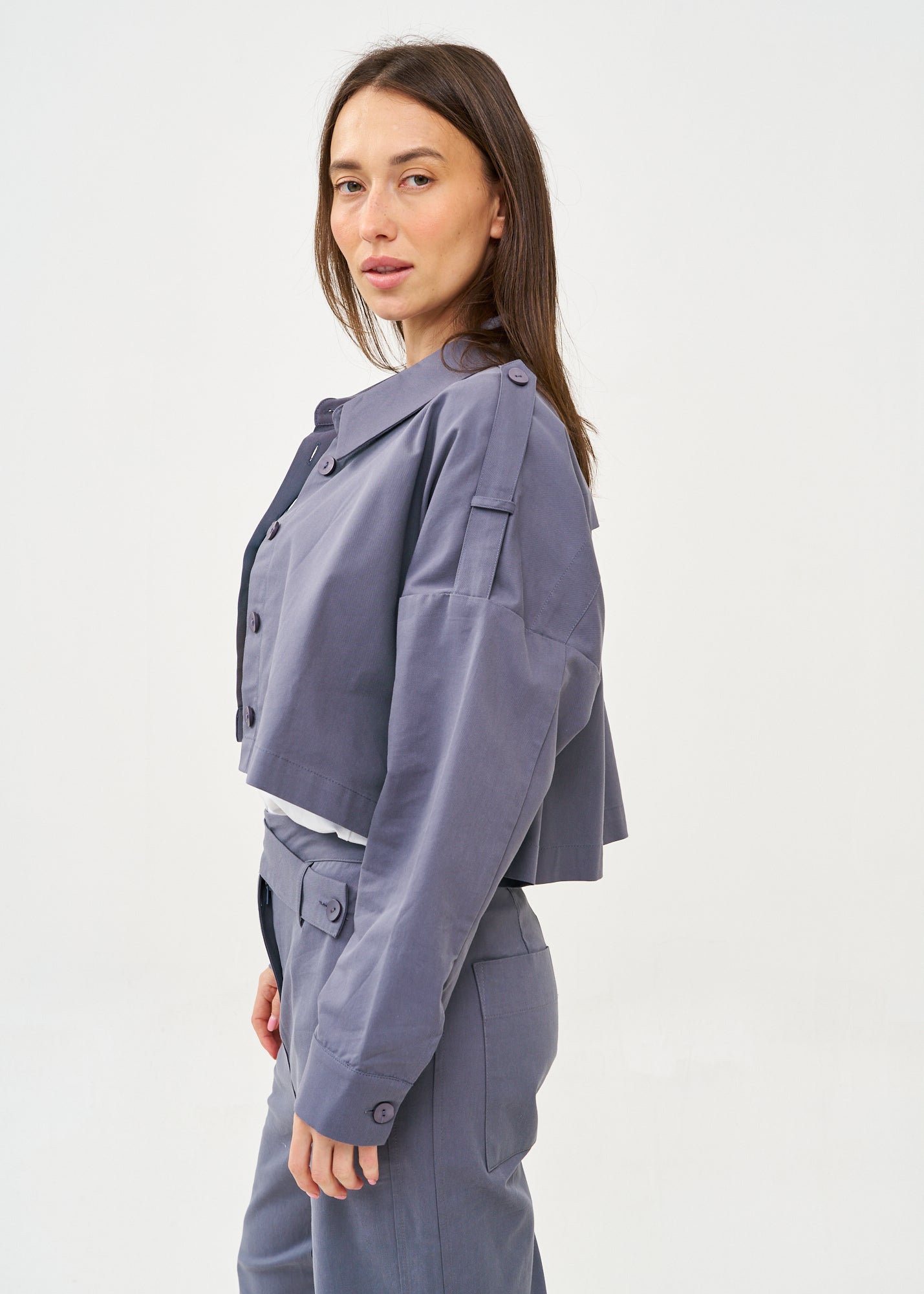 ג׳קט עם כותפת ארוכה כחול