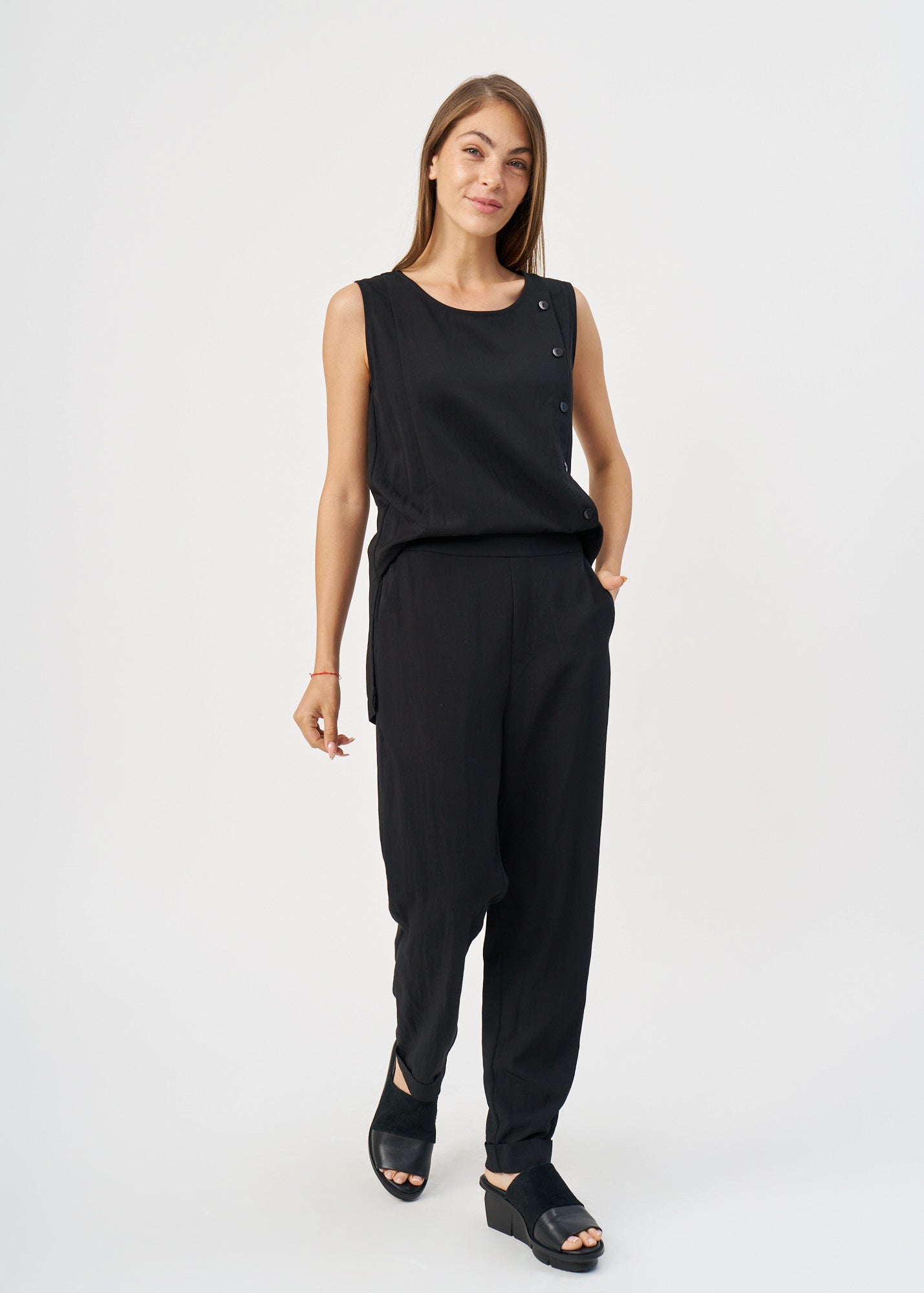 Black pleated hem twill fabric pants