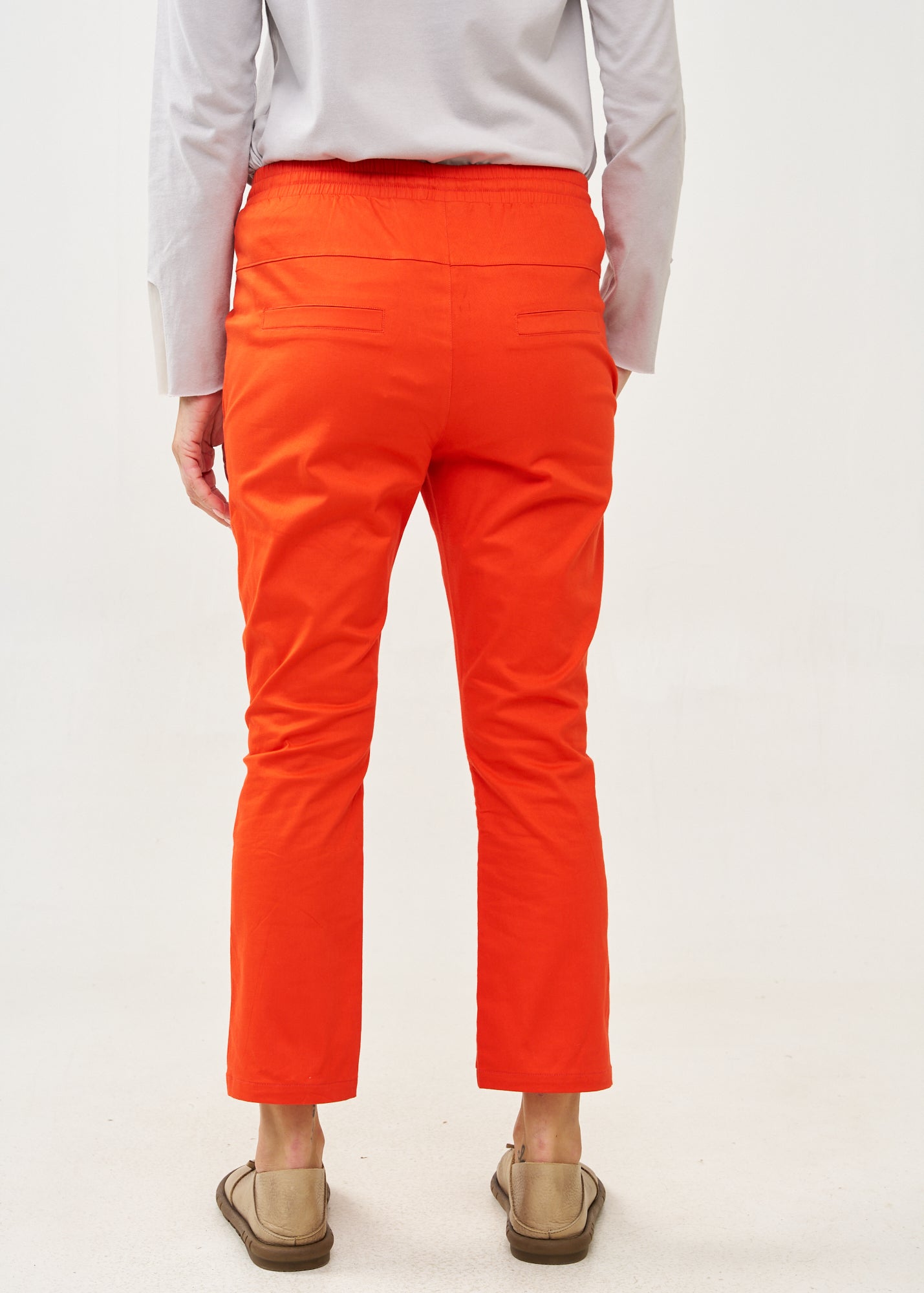 מכנסיים ארוכים כיווץ בברך כתום