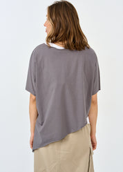 Серая рубашка оверсайз с короткими рукавами и летучей мышью