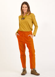 Basic pants with a drawstring and diagonal pockets Hamra