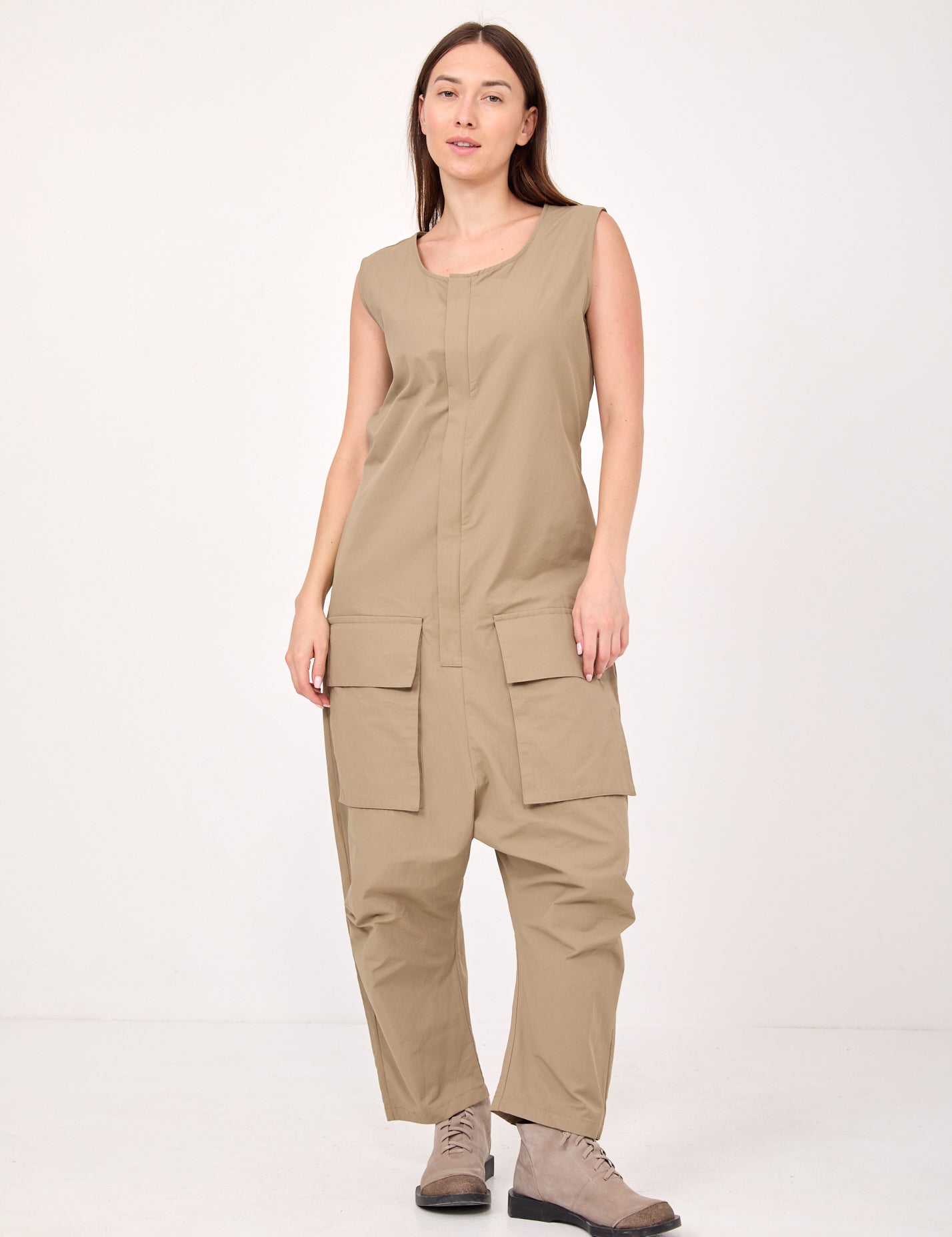 אוברול ללא שרוול כיסים גדולים חום