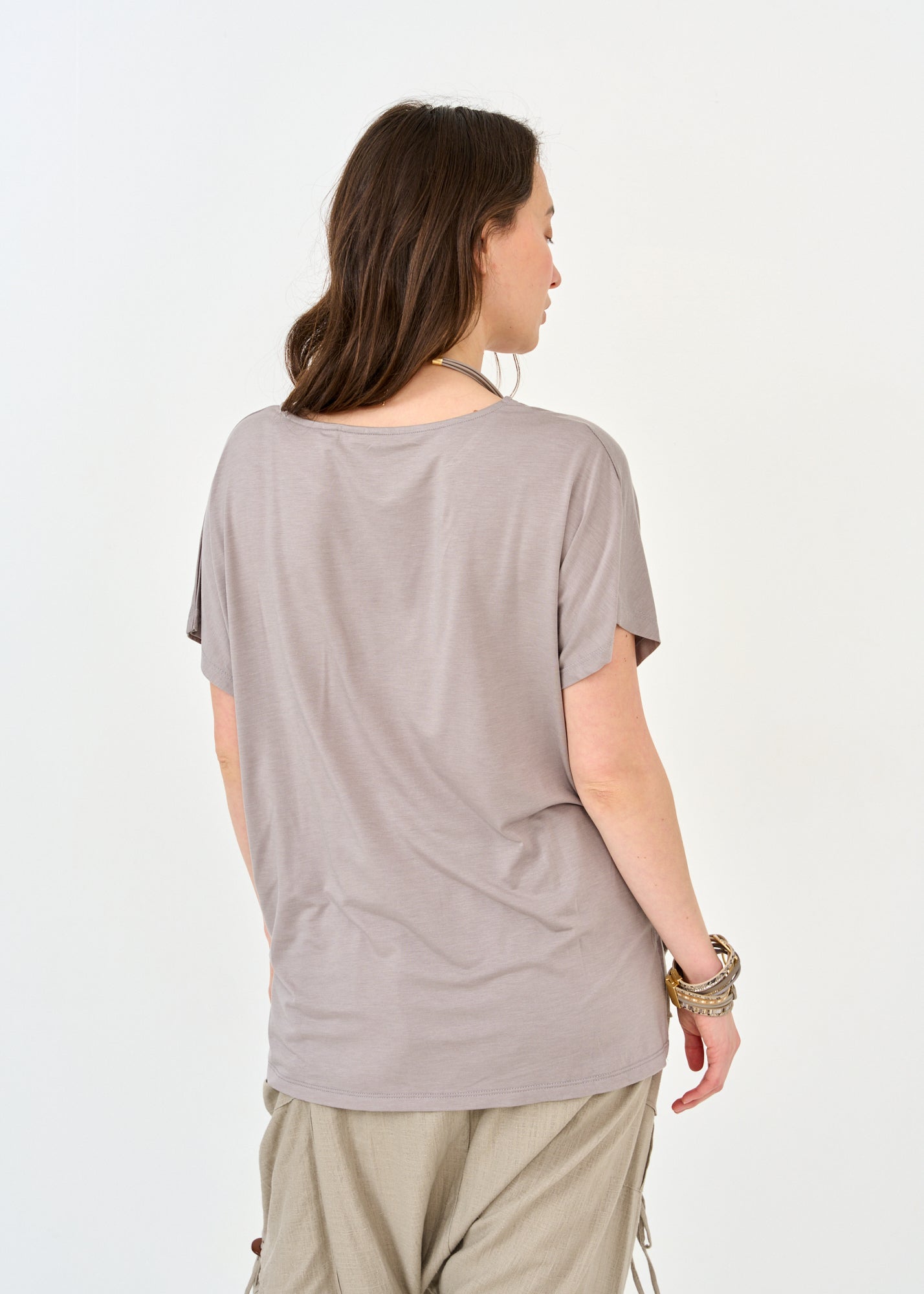 Gray kimono sleeve short shirt