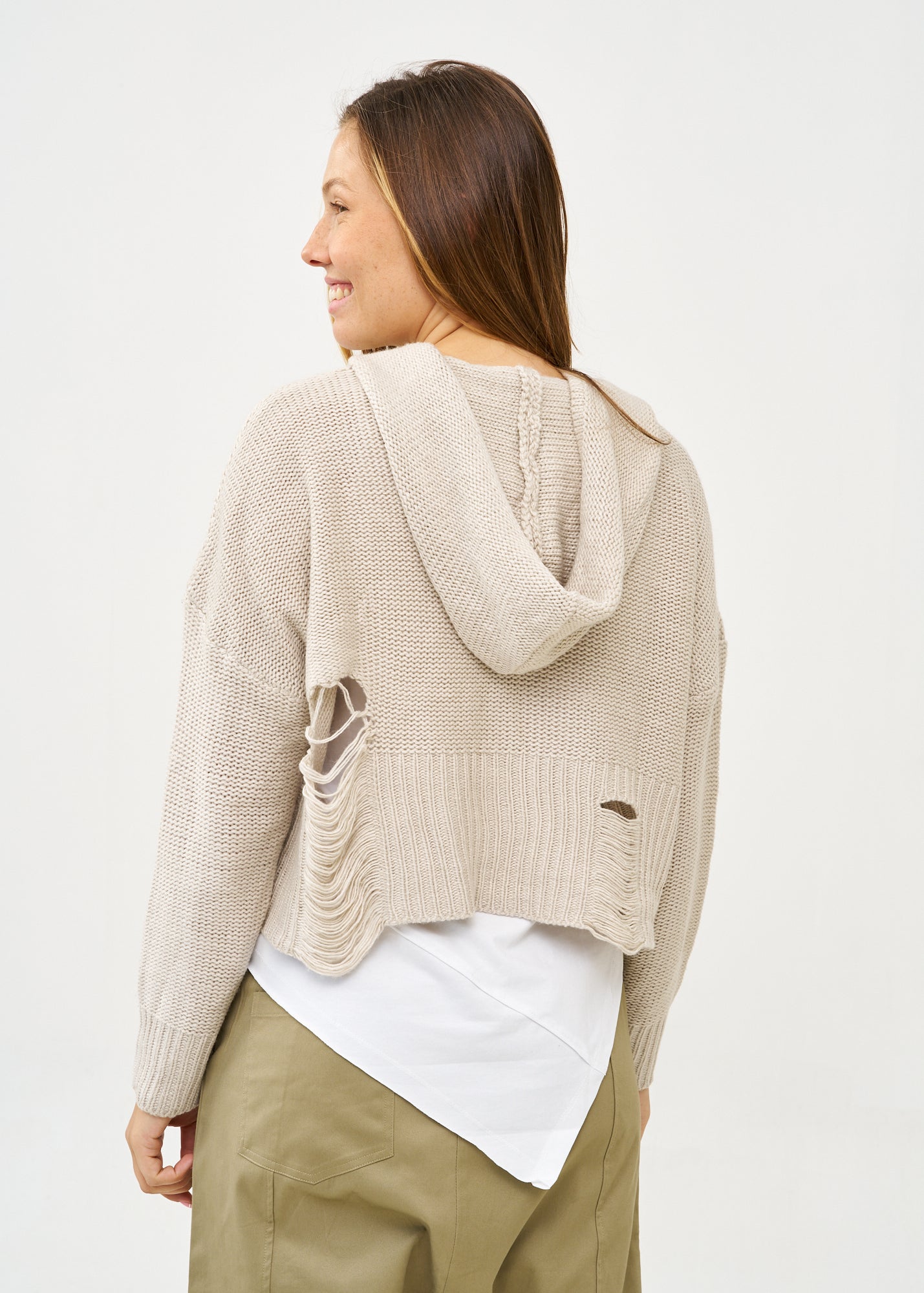 סריג עם כובע סיומת פרומה סטון