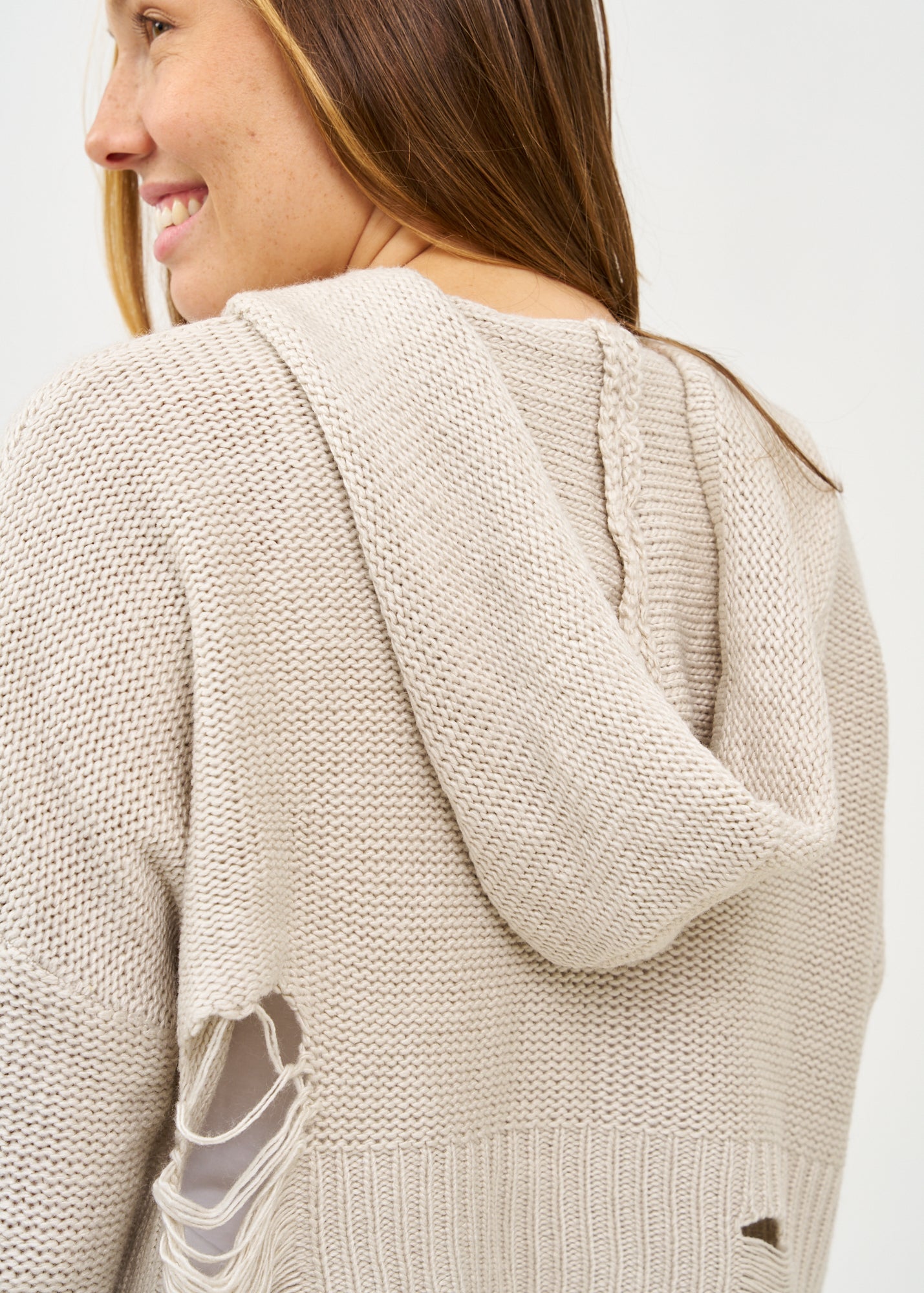 סריג עם כובע סיומת פרומה סטון