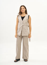 וסט עם חצי חגורה אפור