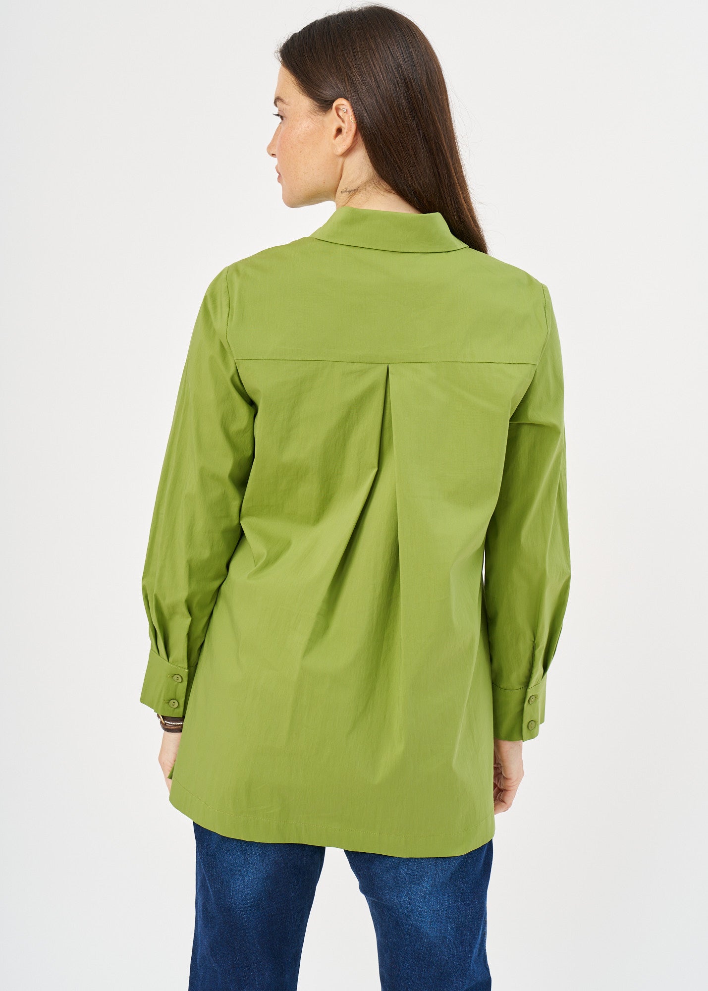 מכופתרת כיסים מרובעים וסרטים ירוק