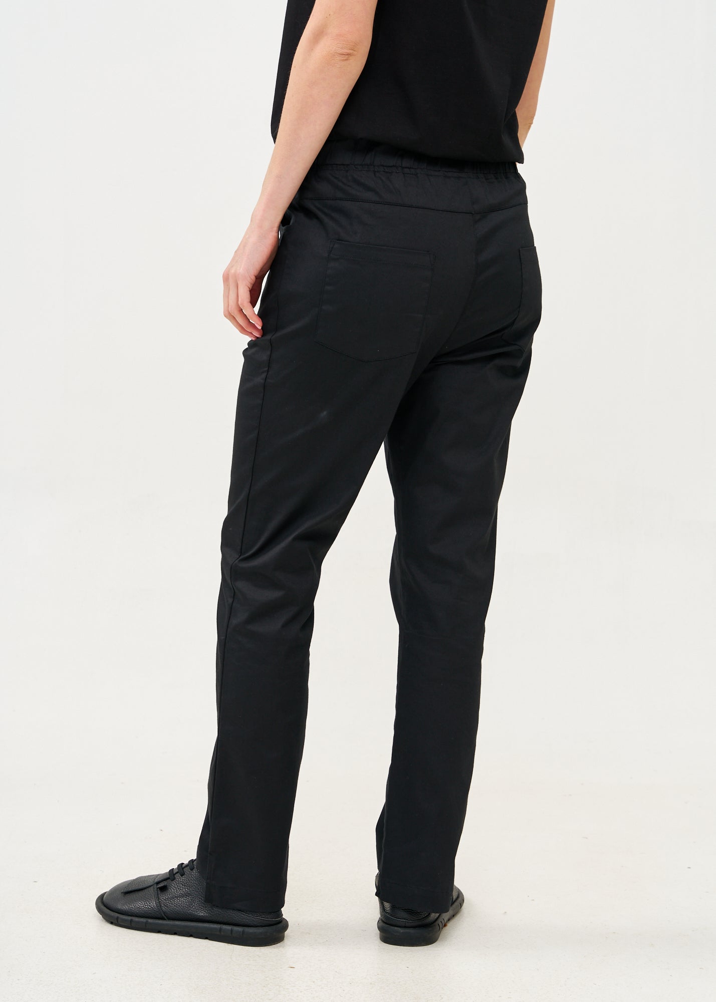 מכנסיים ארוכים עם גומי למעלה 5 כיסים שחור