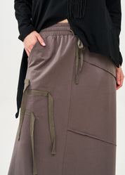 Asymmetrical skirt with reverse combination and dark gray ribbons