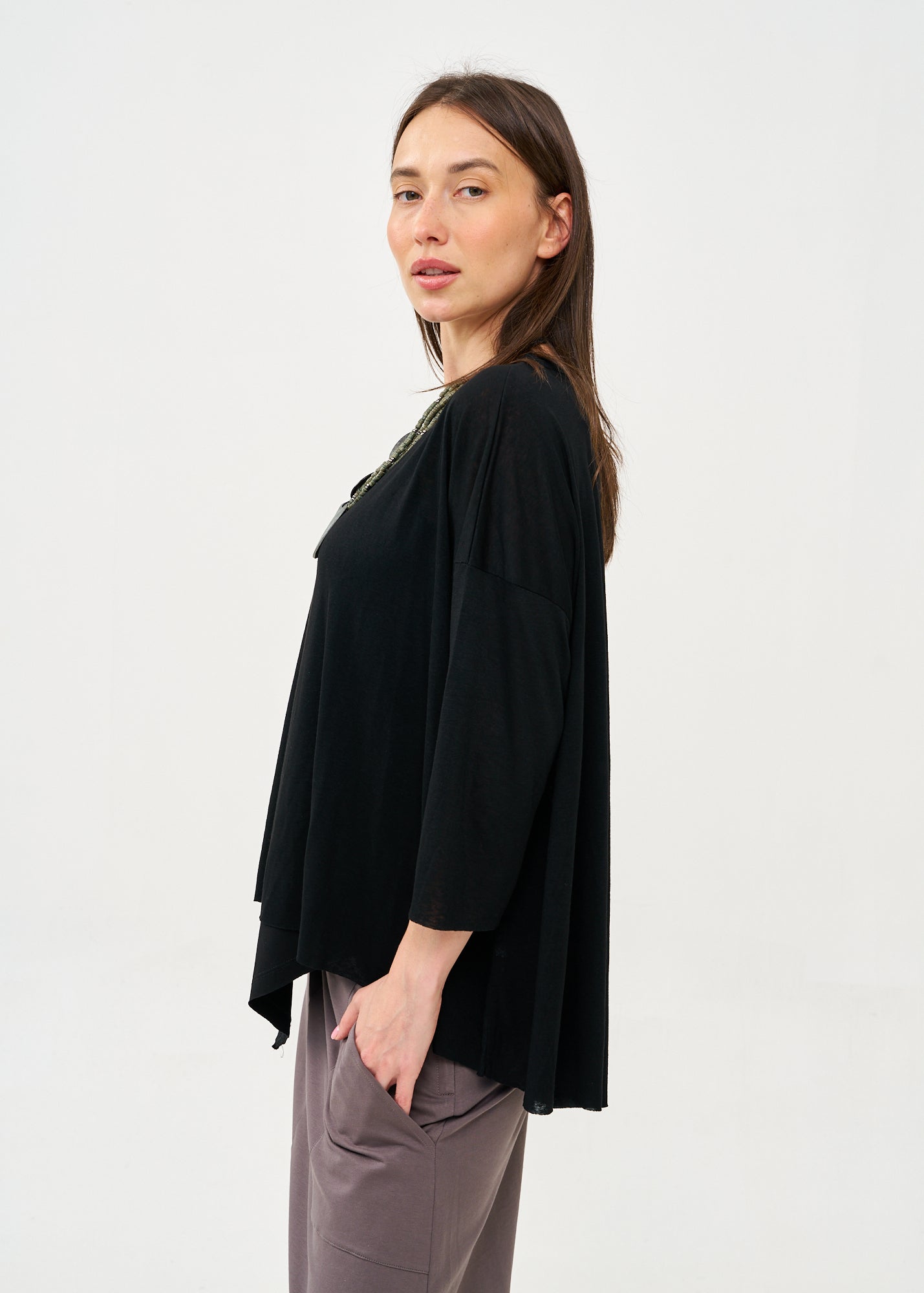 חולצה ארוכה בד סלאב שחור