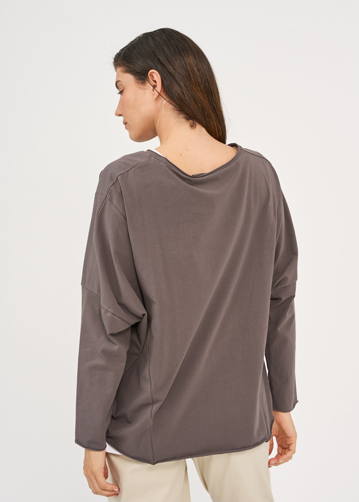 חולצה אוברסייז שרוול ארוך אפור כהה