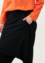 מכנסיים שקי טריקו עם כיס קנגרו שחור