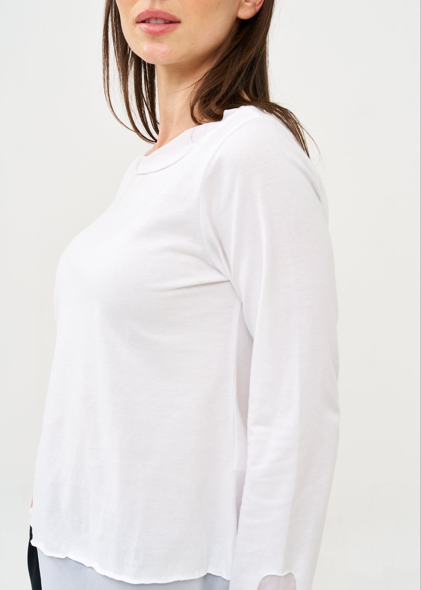 חולצה עם שילוב רשת שרוול ארוך לבן