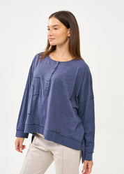 חולצה שרוול ארוך חצי כפתרה ודמוי כיס כחול כהה