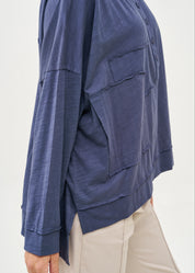 חולצה שרוול ארוך חצי כפתרה ודמוי כיס כחול כהה