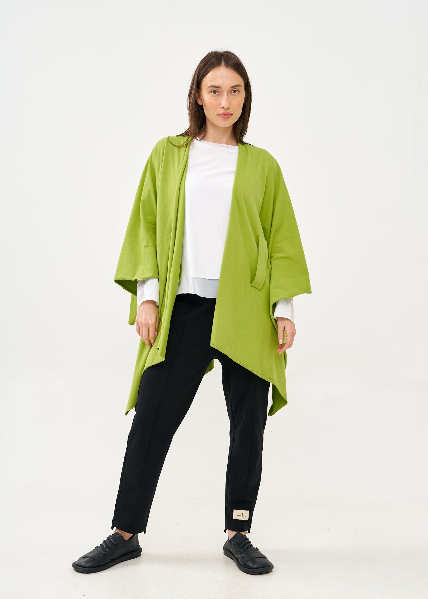 שכמייה עם סגירה אלכסונית ירוק