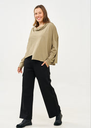 חולצה עם גולף נצנצים חום