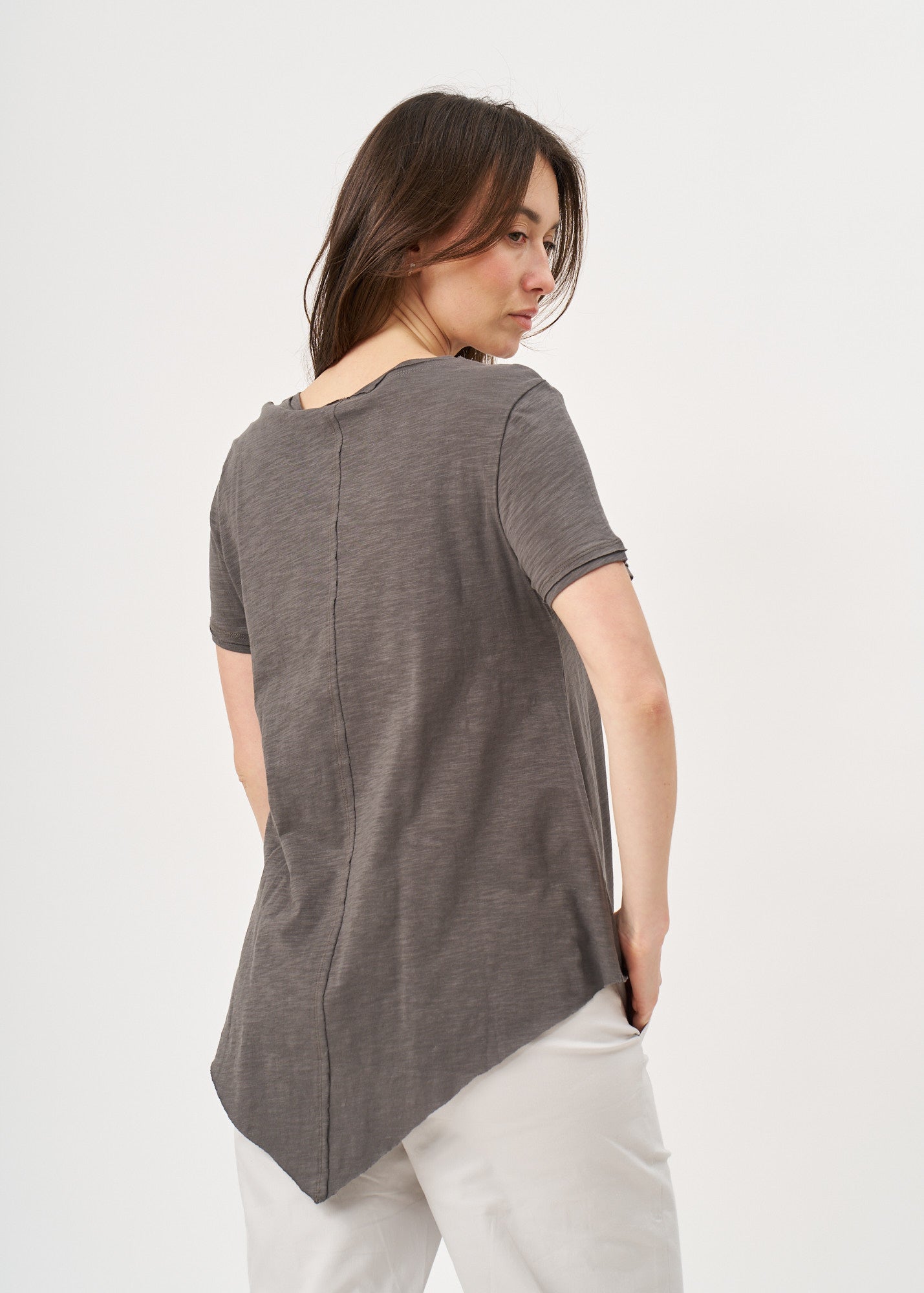 Grey V-neck triangle extension T-shirt