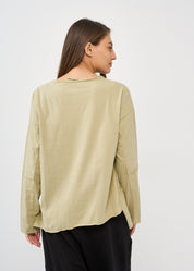 Green long sleeve diagonal extension shirt