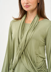 חולצה שרוול ארוך עם צעיף ירוק