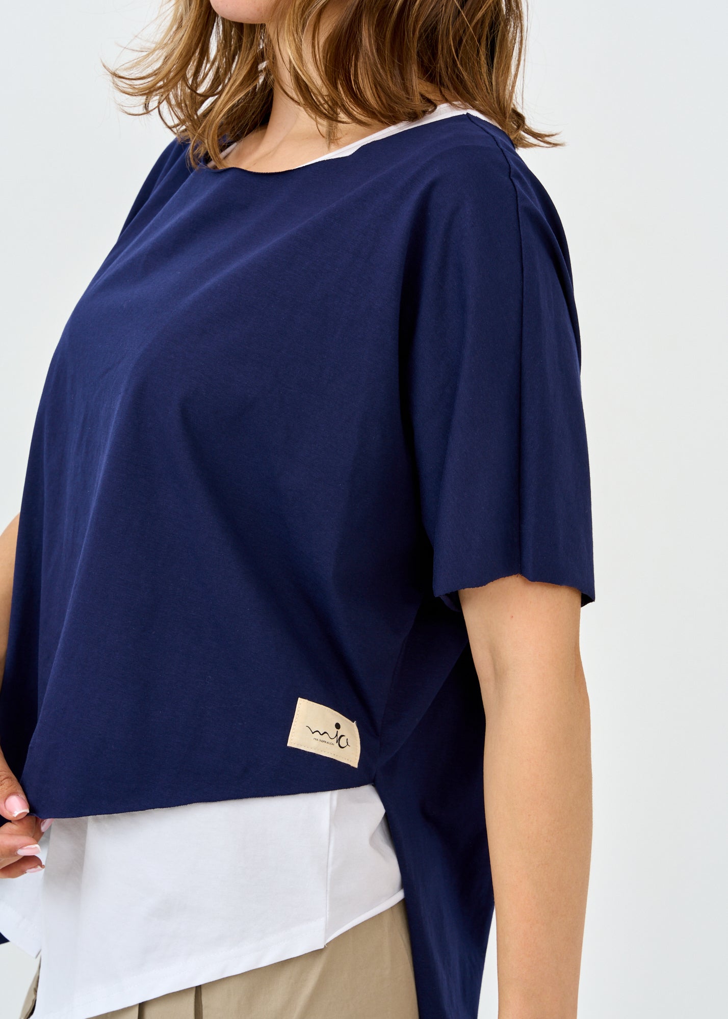 Dark blue short sleeve oversized bat shirt