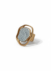 טבעת אלמנט אסימטרי בשילוב עור כחול בהיר