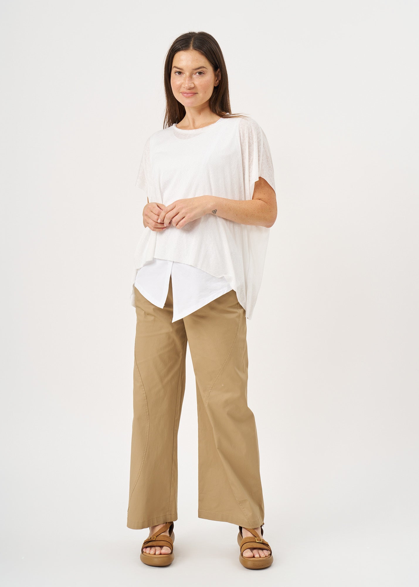 White Slab fabric short shirt