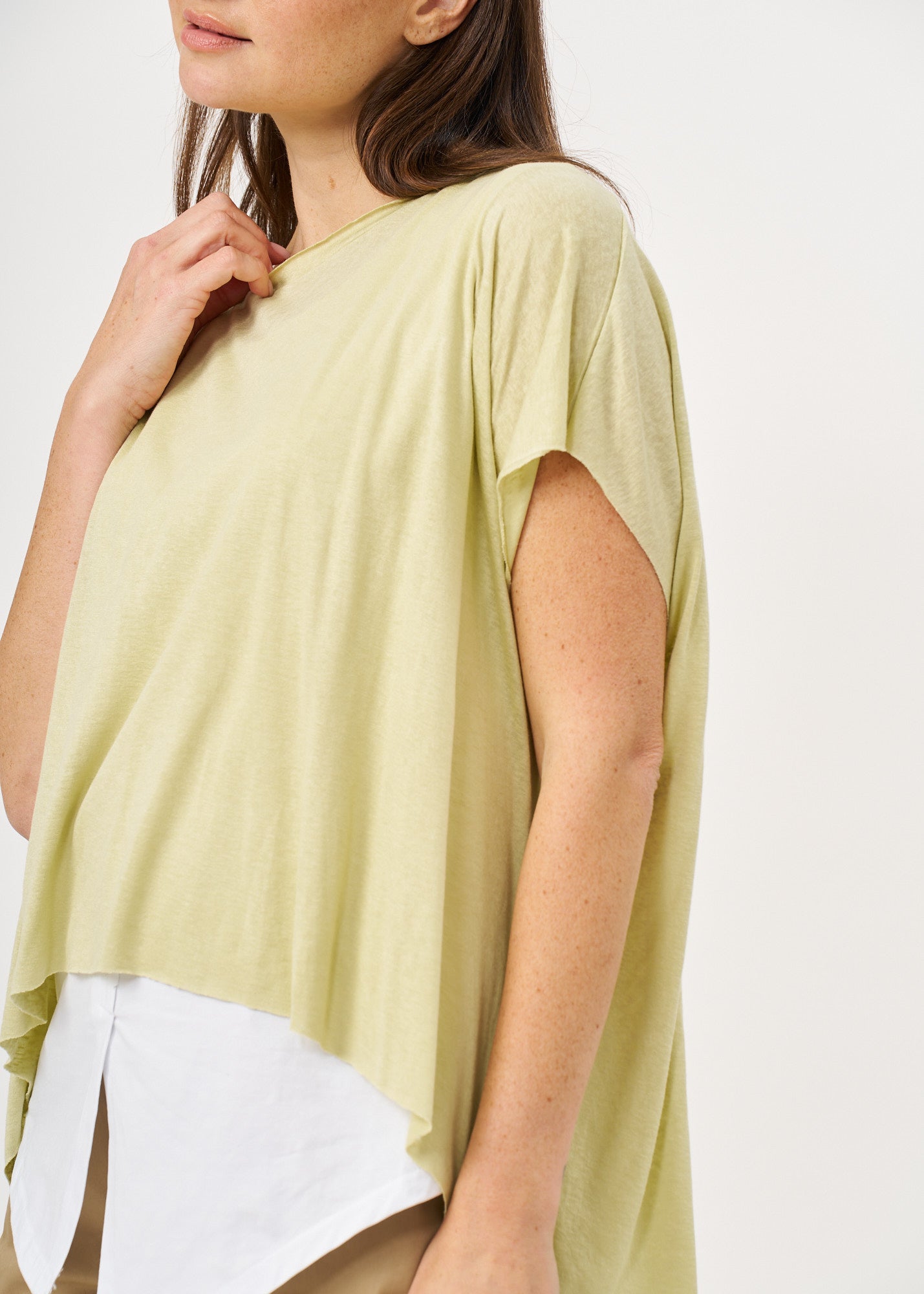 Light green slub fabric short shirt
