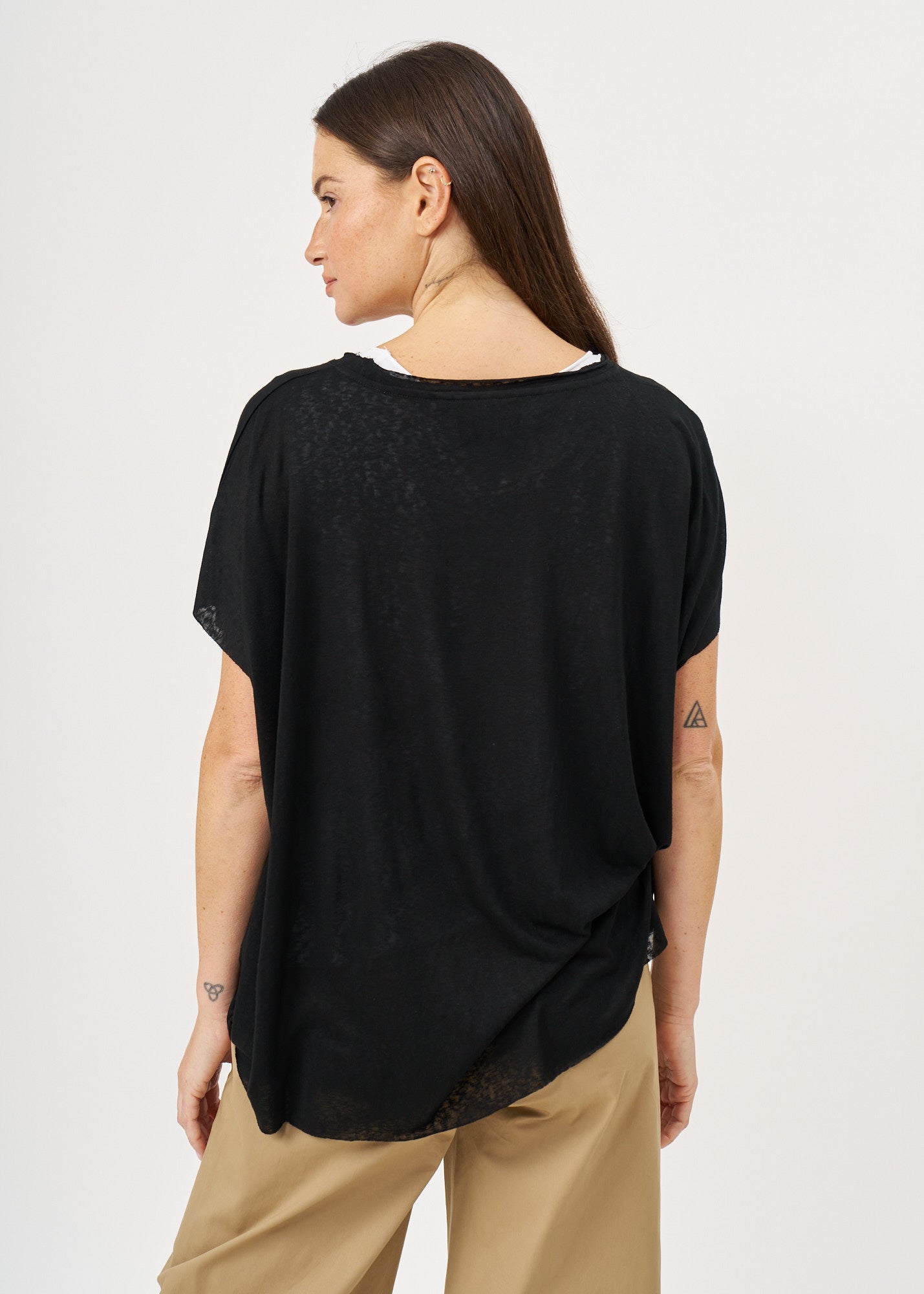 Black Slab fabric short shirt