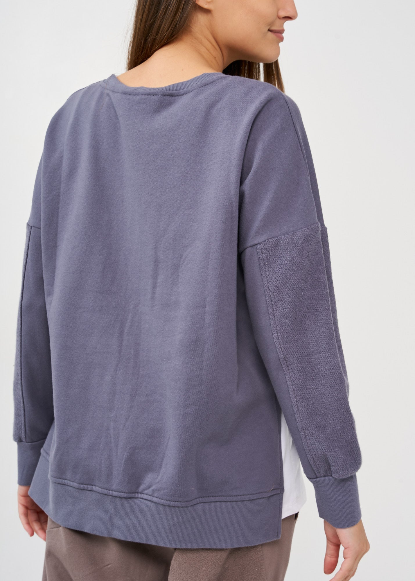 סווטשירט חצי הפוך עם ריב אפור