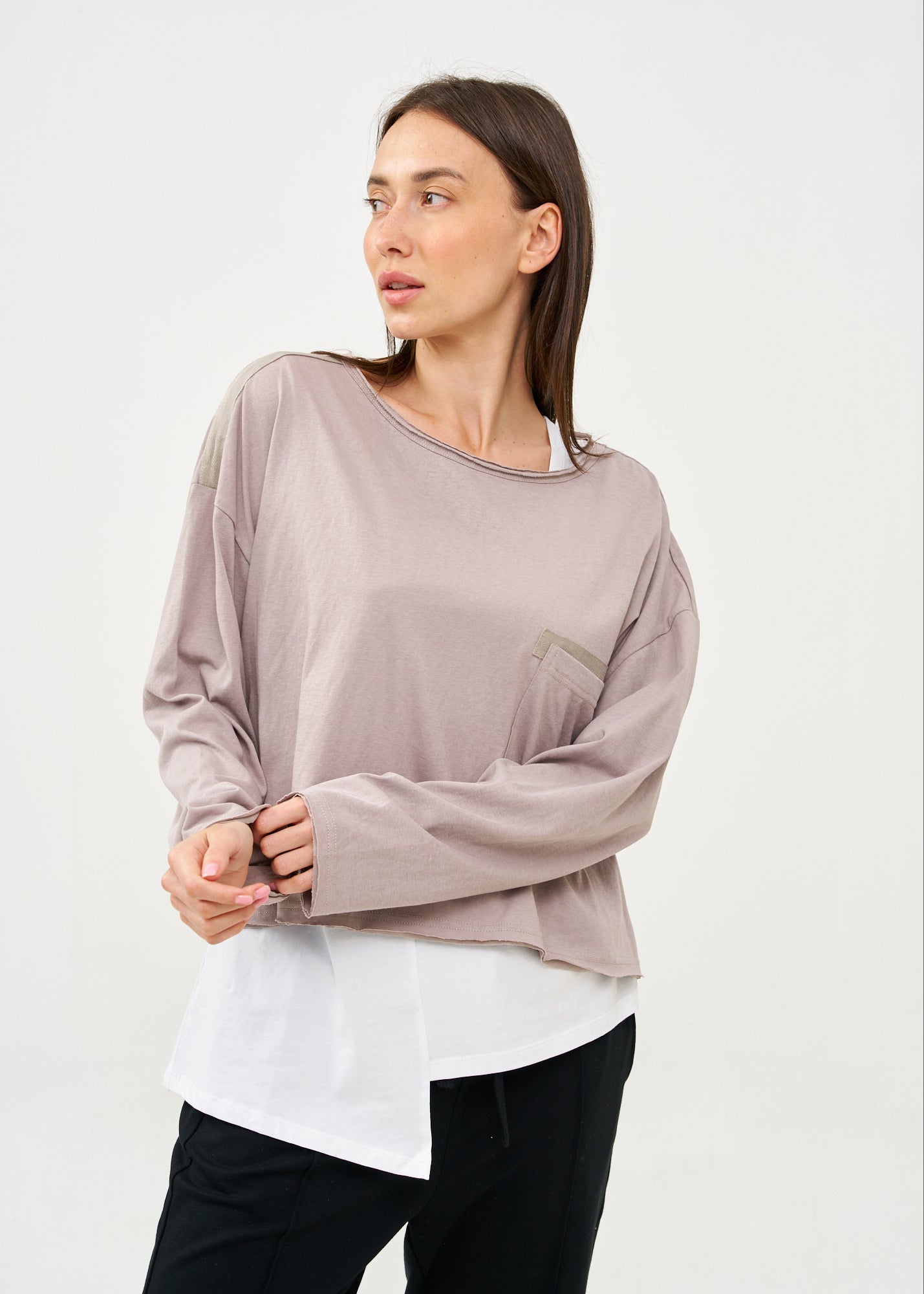 טי שרט עם כיס שרוול ארוך אפור