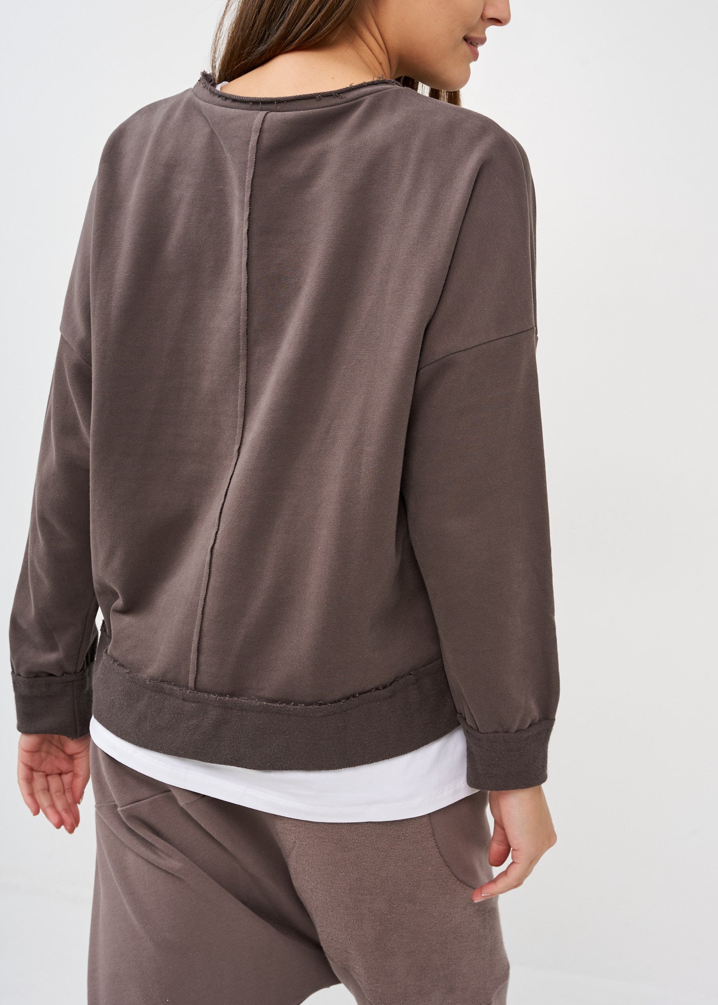 סווטשירט סיומת אסימטרית אפור כהה