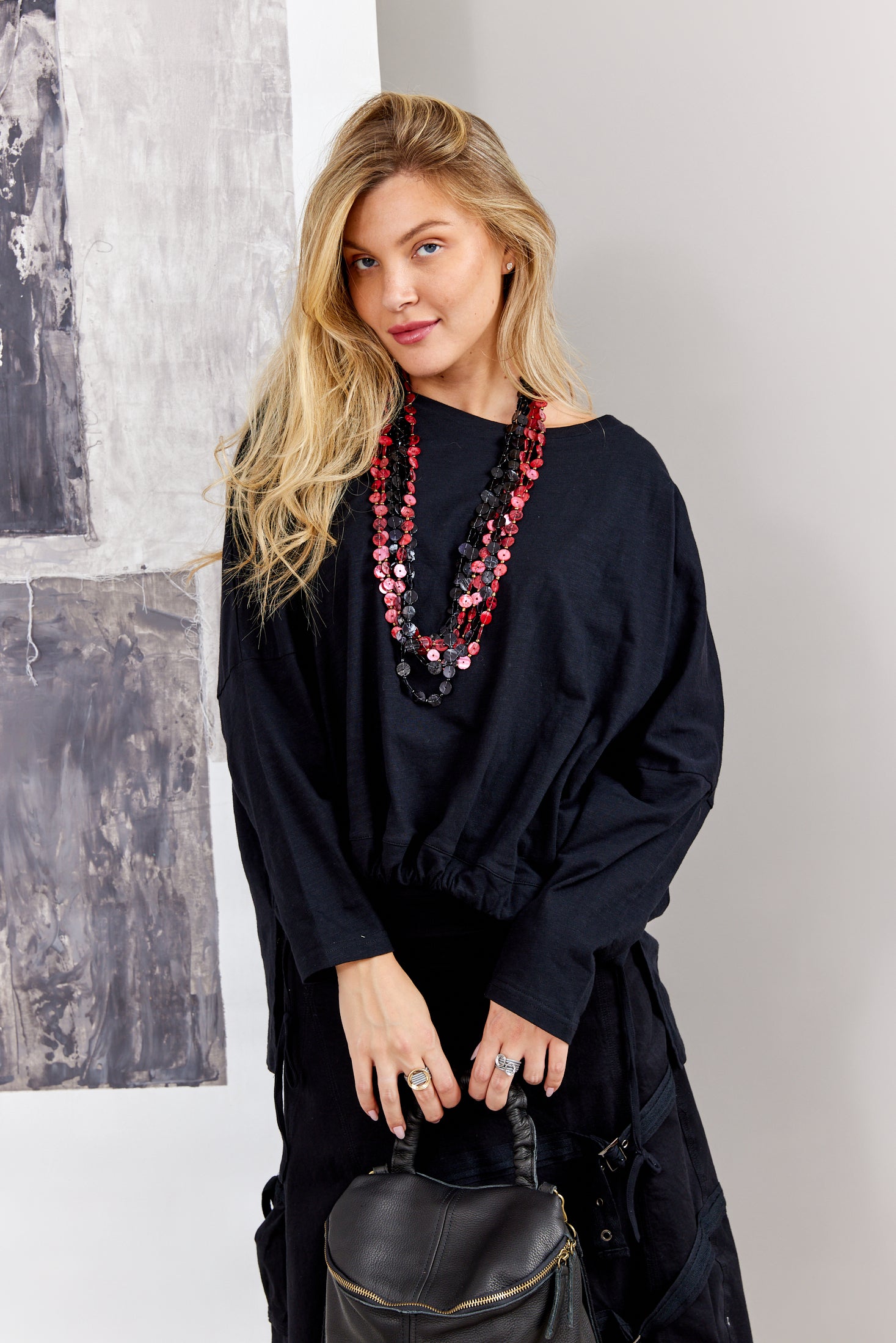 Handmade necklace rows of round shells black