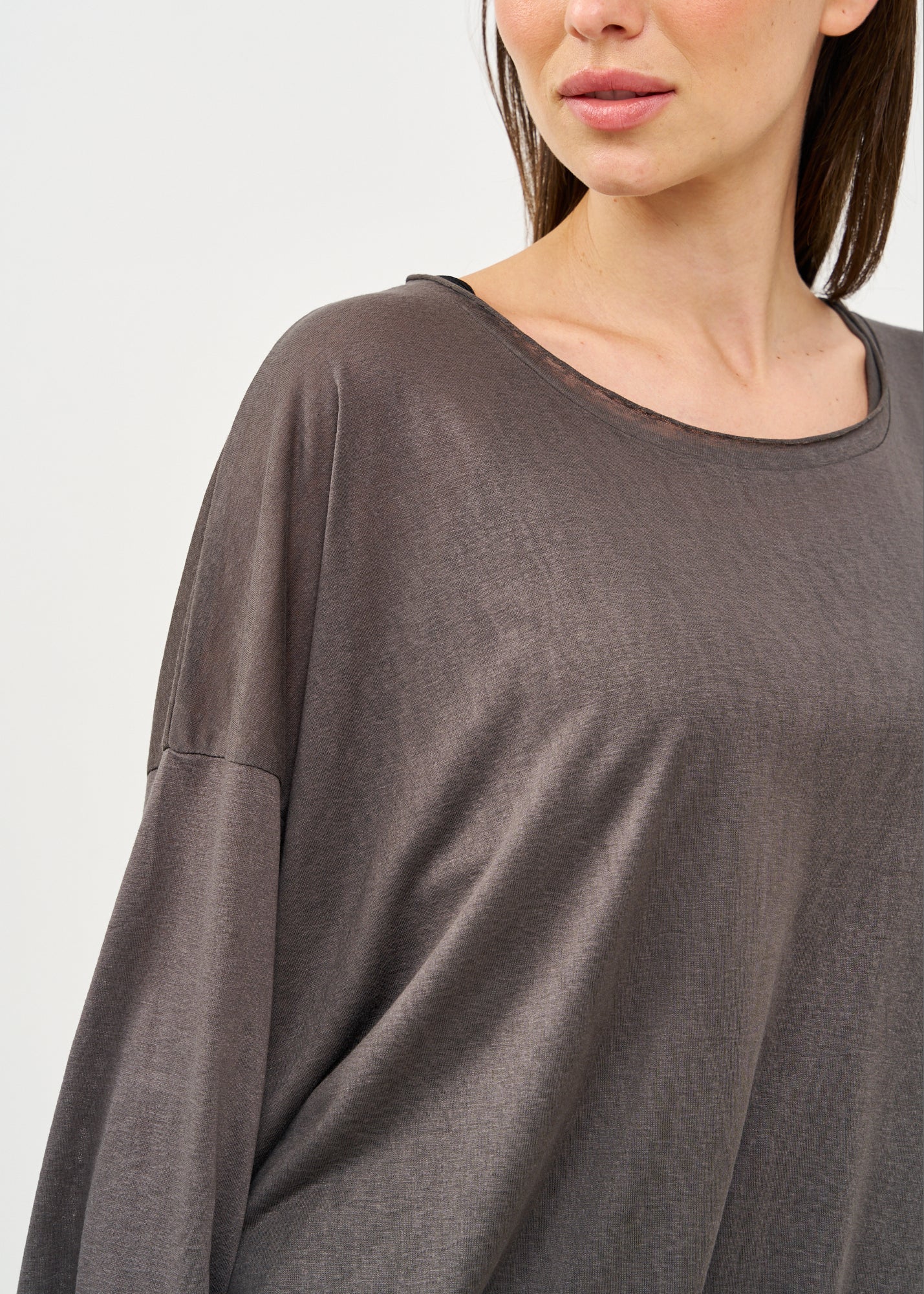 חולצה ארוכה בד סלאב אפור כהה