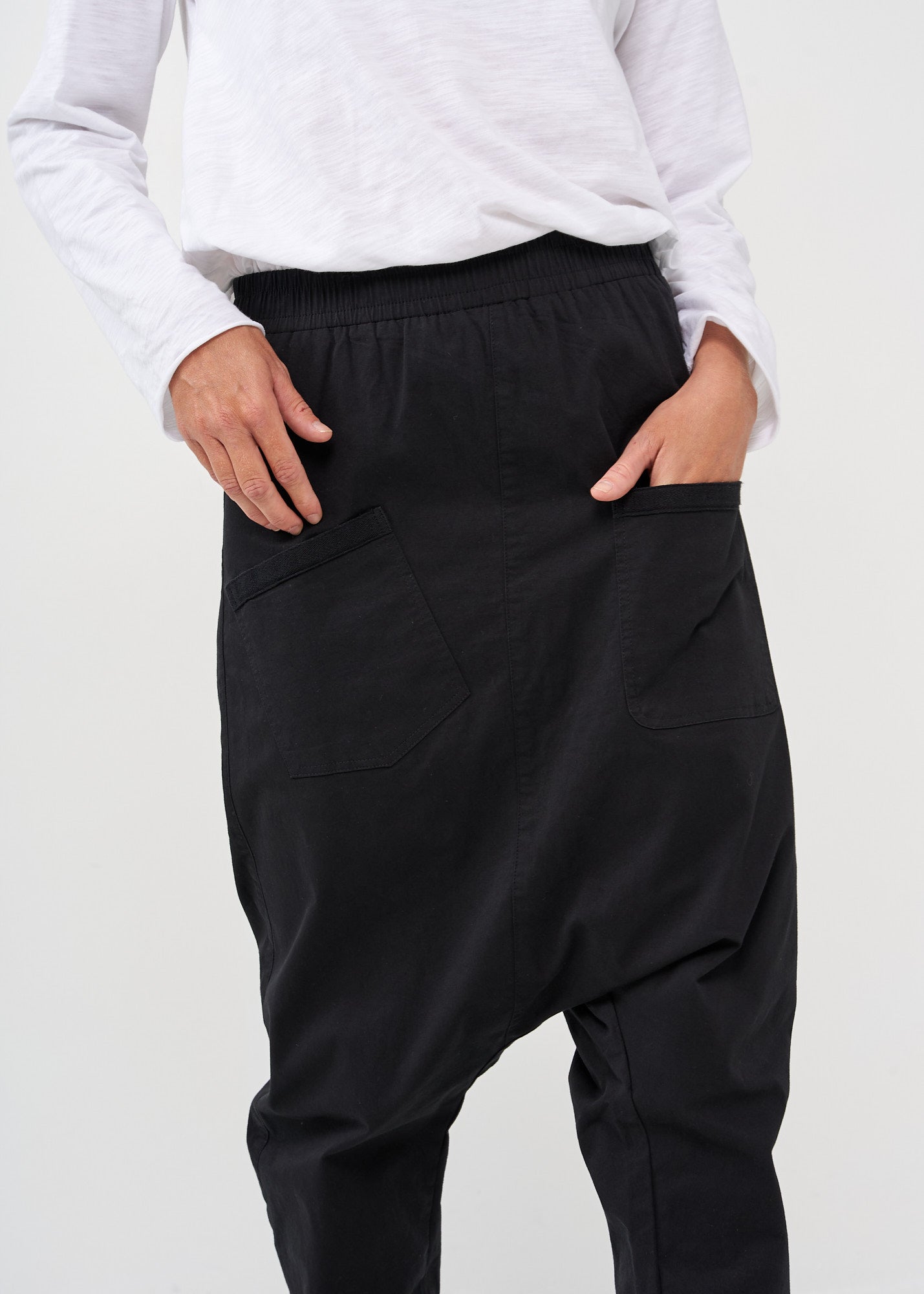מכנסיים שקי כיס גדול שחור