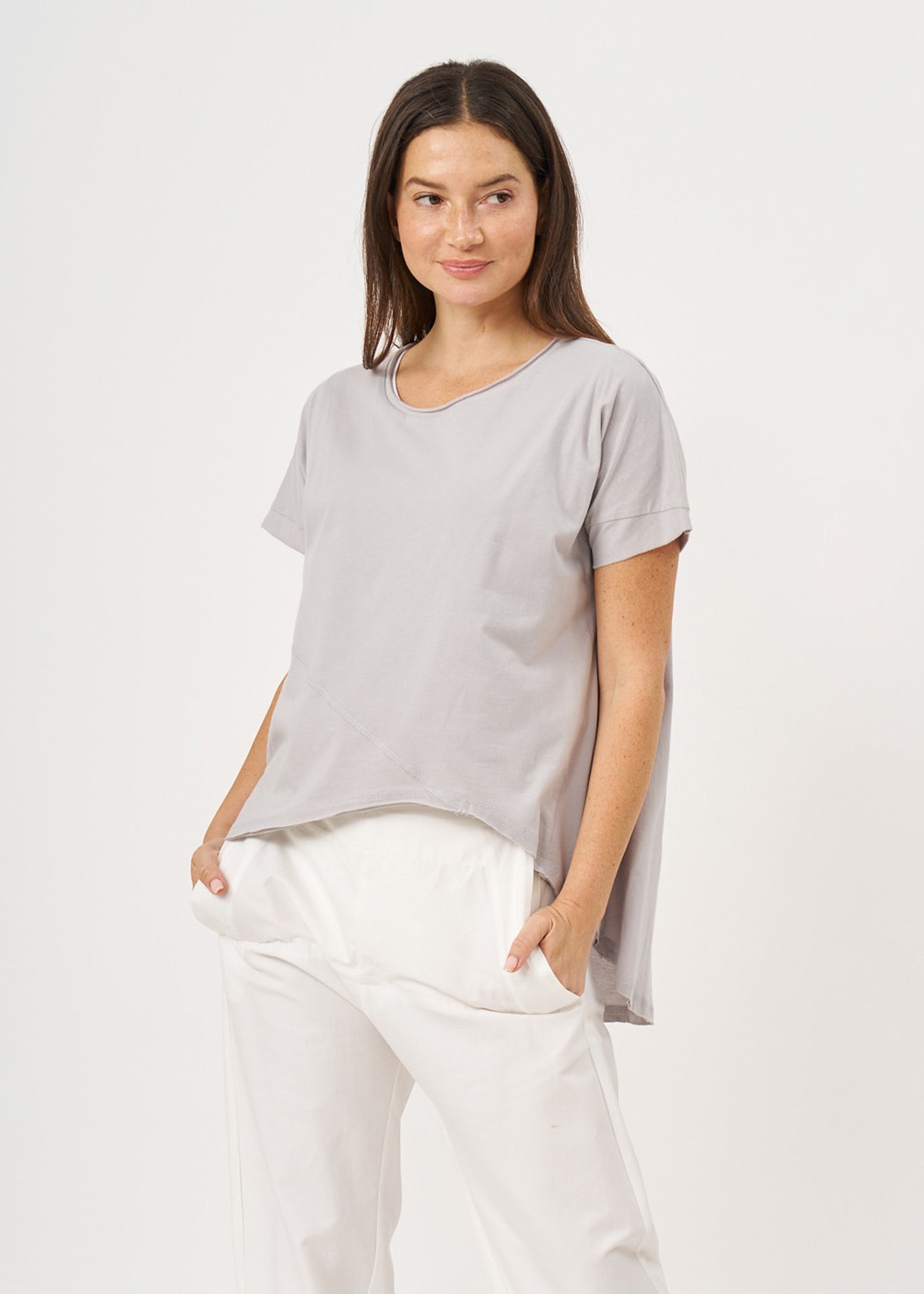 טוניקה שרוול קצר חתכים אלכסוניים אפור בהיר