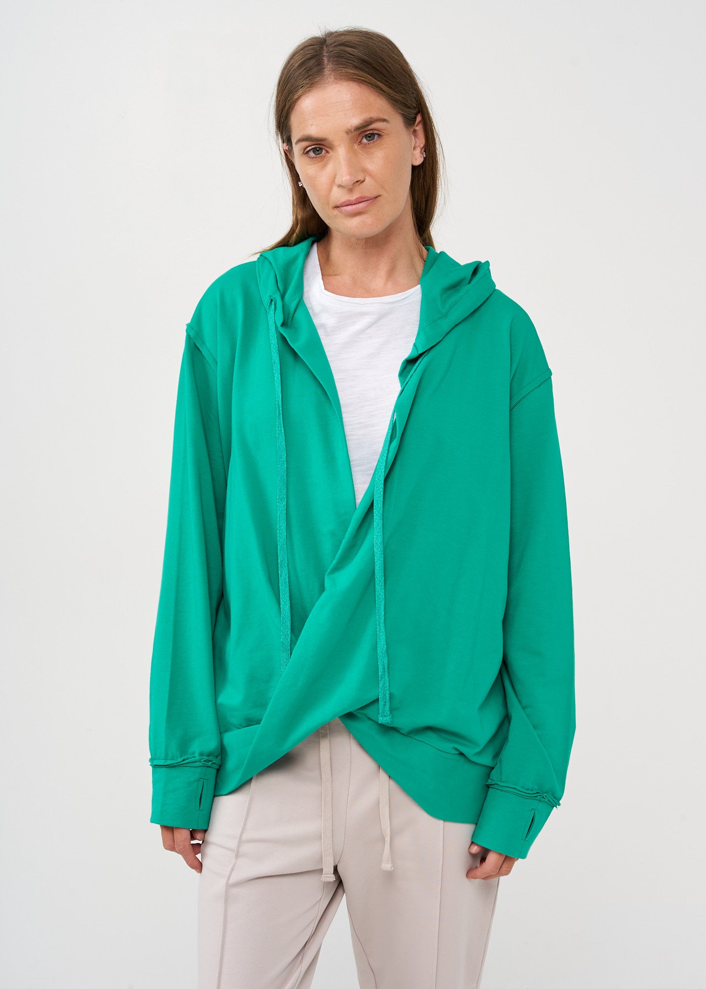 Twisted-end sweatshirt and turquoise hoodie