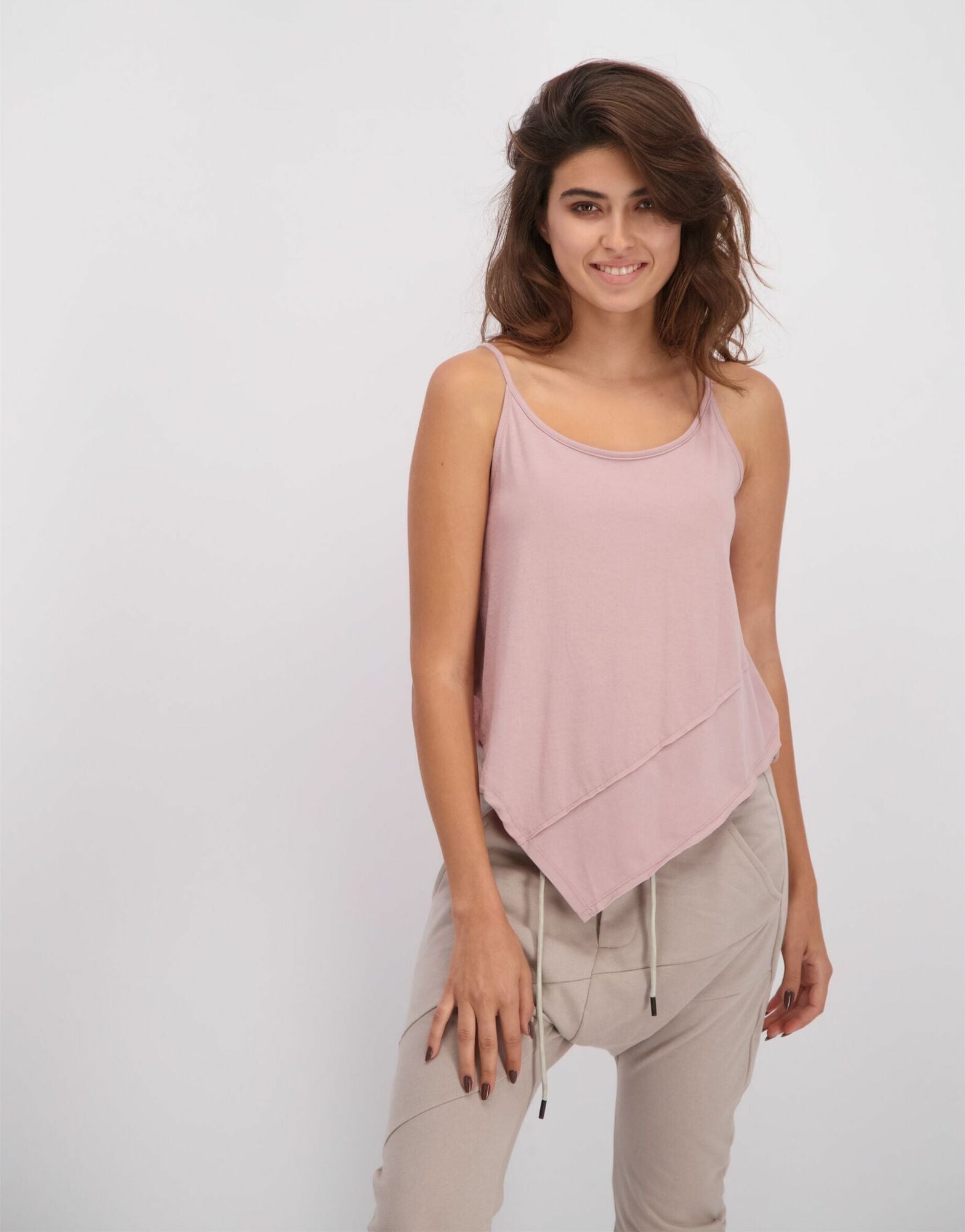 Short pink spaghetti basic tank top 