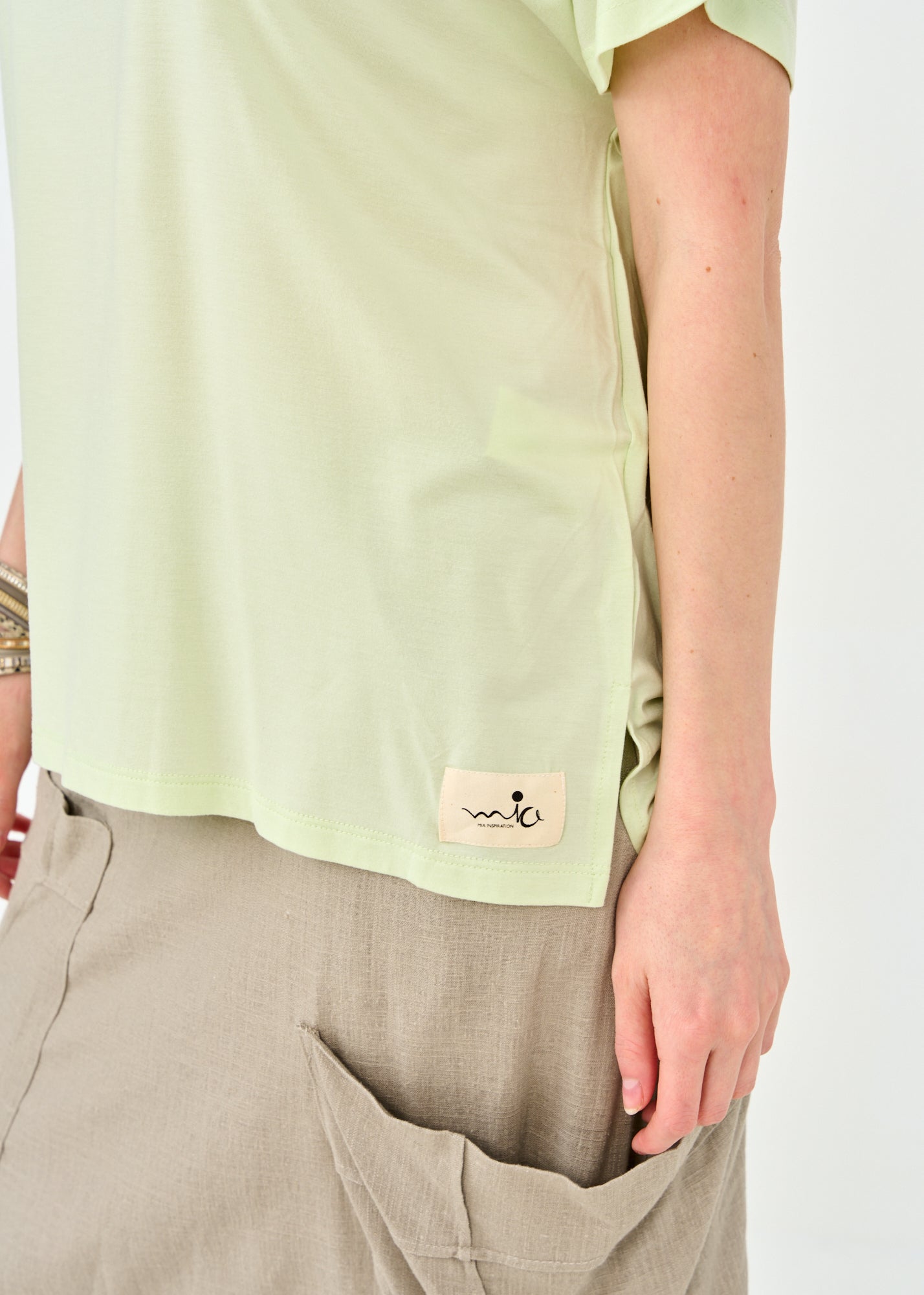 Light green kimono sleeve short shirt