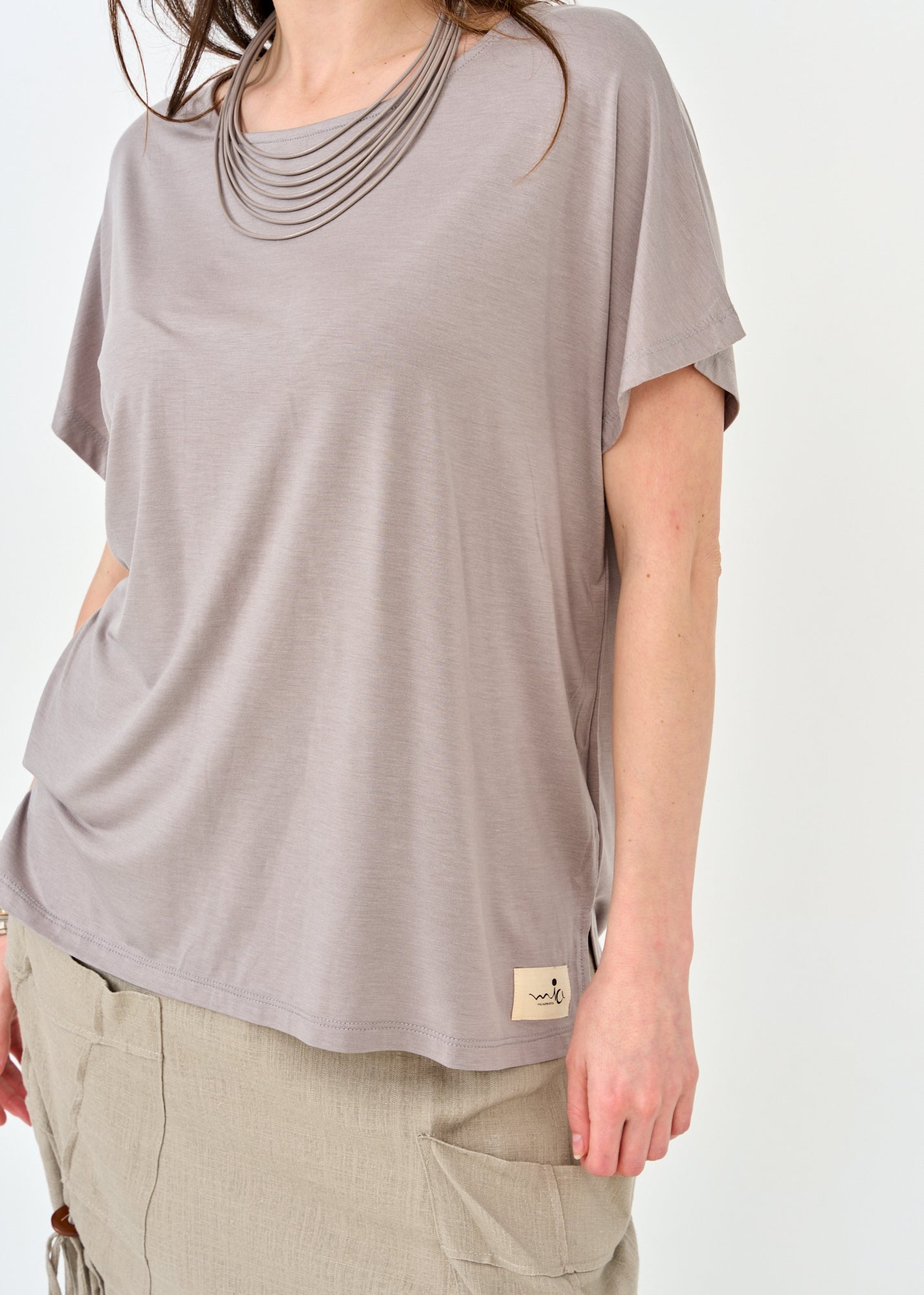 Gray kimono sleeve short shirt