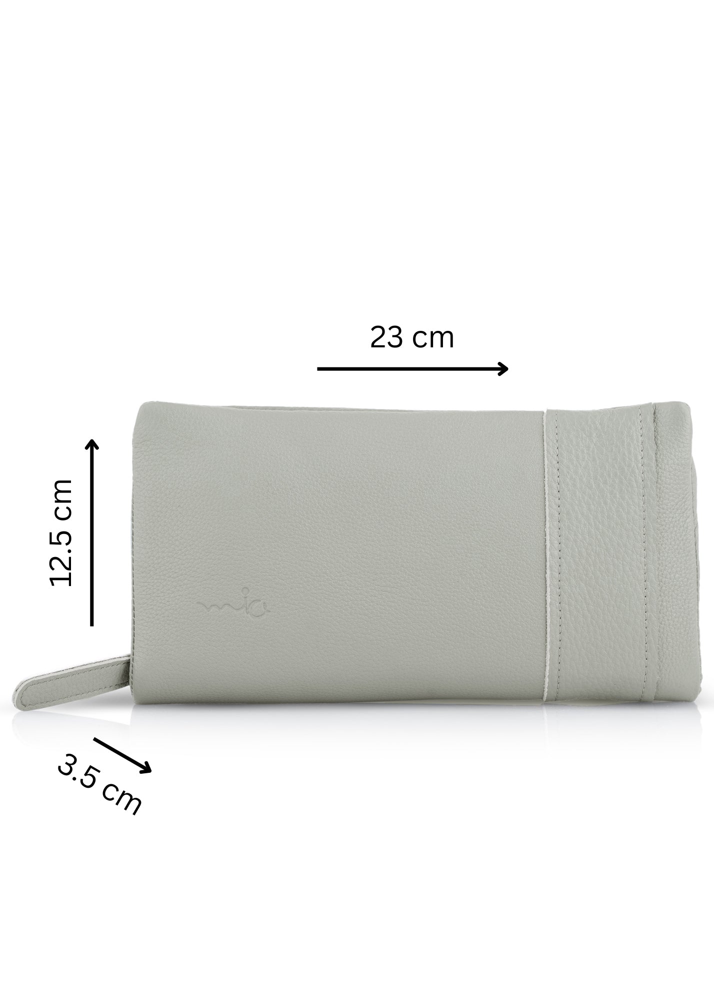 Прямоугольный кошелек с пришитым снаружи серым ремешком с тиснением.