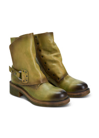 Leather boots with a ring and green studs - 36