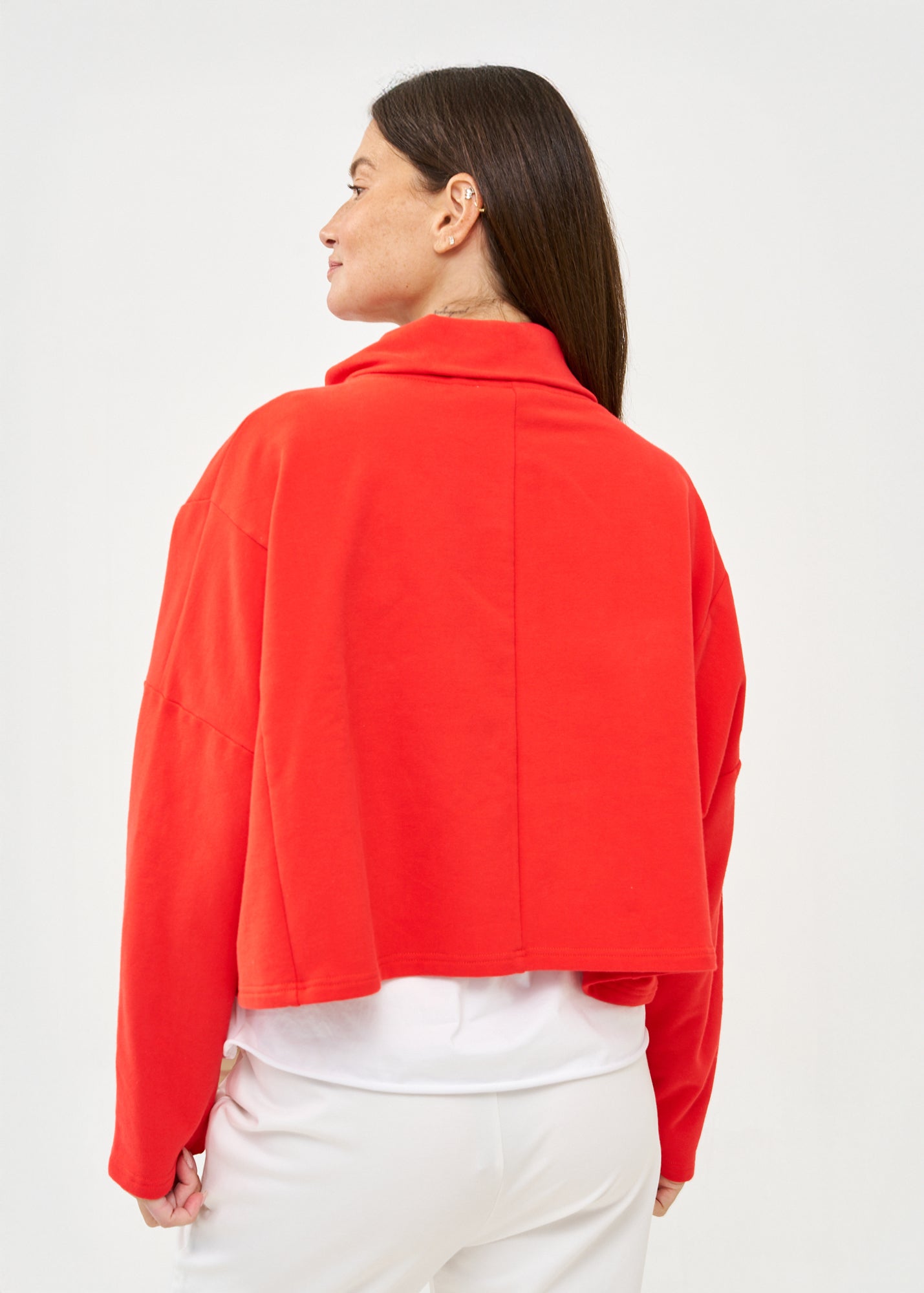 סווטשירט אסימטרי עם רוכסן כתום