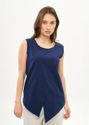 Tank top with diagonal stitching and dark blue spikes