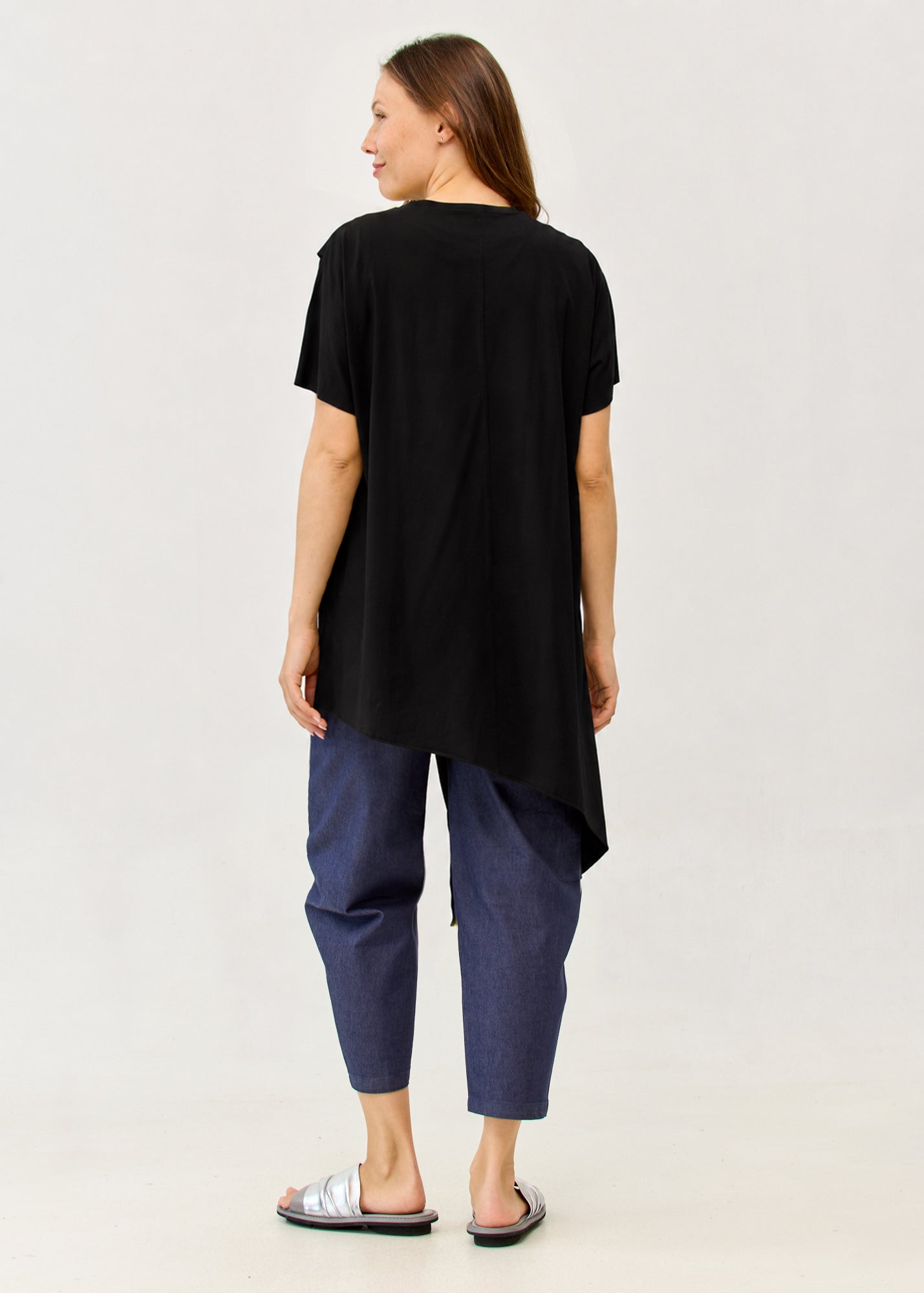 FULLBODY_2df60dcb-9eaa-468a-982c-04965f8b02a4.jpg